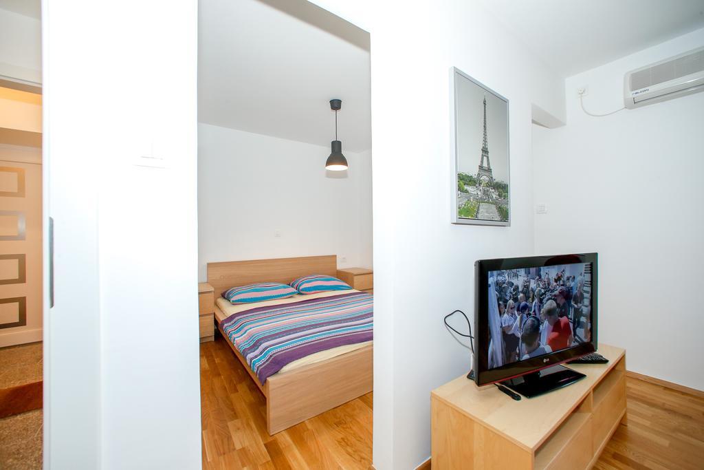 Apartments Harbour Senj  Room photo