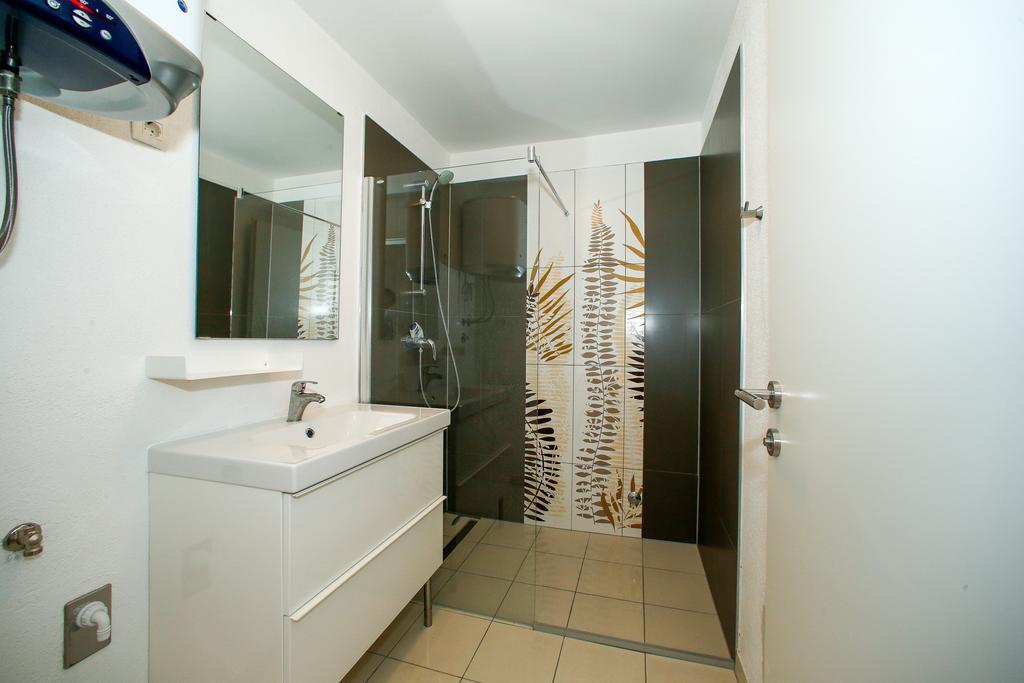 Apartments Harbour Senj  Room photo
